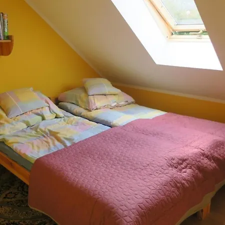 بيت للعطل Ferienhaus Kobyli Las *
