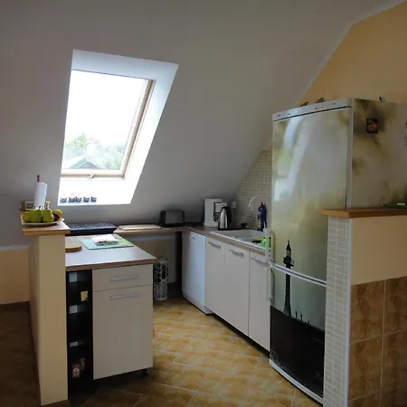 بيت للعطل Ferienhaus Kobyli Las Linia