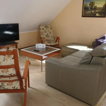 Ferienhaus Kobyli Las * Linia