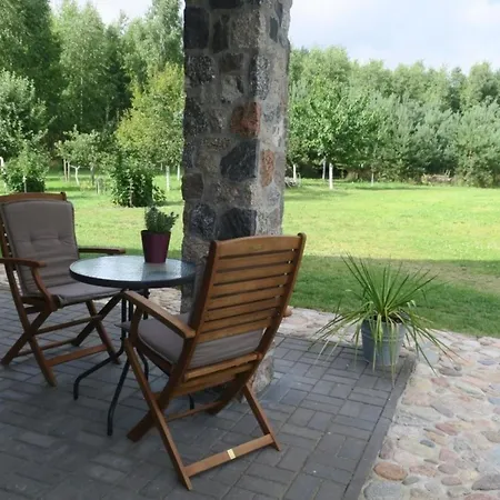 بيت للعطل Ferienhaus Kobyli Las Linia